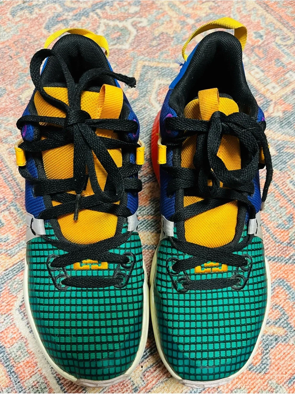 Kid’s Nike LeBron Witness 7 basketball shoes